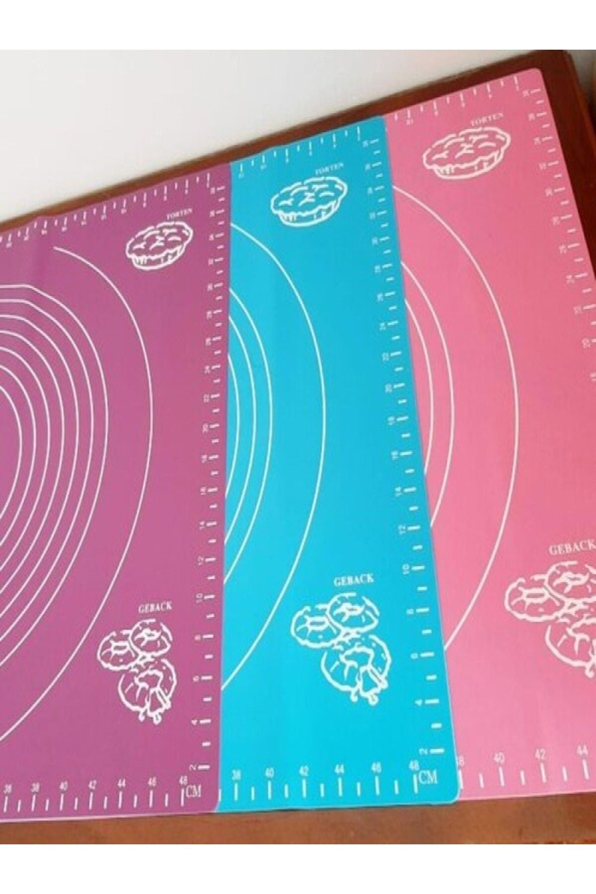 Anında Kapımda | Kaydırmaz Silikon Hamur Açma Matı – Büyük Boy Pratik ve Kullanışlı Hamur Örtüsü