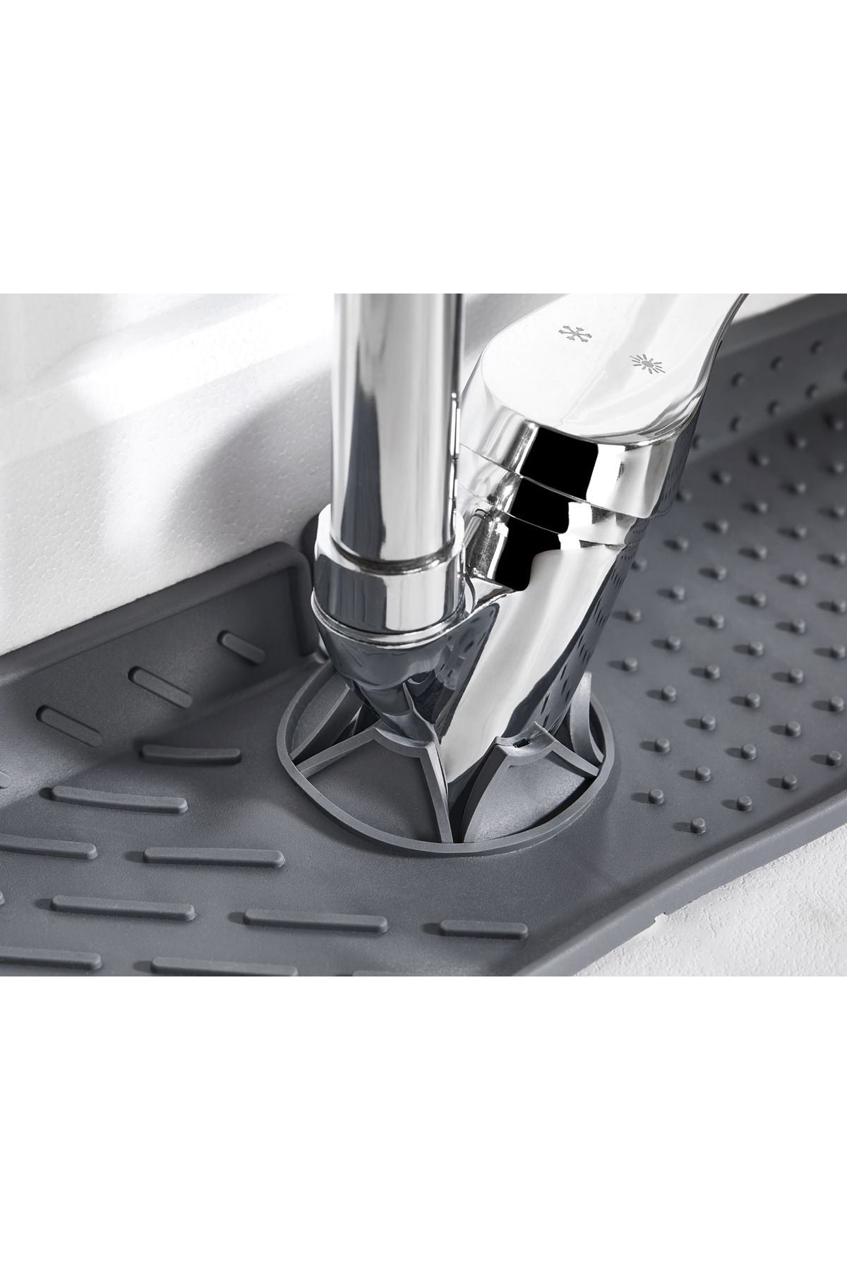 Anında Kapımda | Silikon Su Tutucu Musluk Matı – Mutfak ve Banyo Tezgah Üstü Sıçrama Koruyucu Lavabo Matı