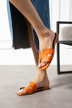 Anında Kapımda | Kadın Yazlık Düz Taban Rahat Günlük Terlik – Ev ve Dış Mekan Kullanımına Uygun Oran Modeli