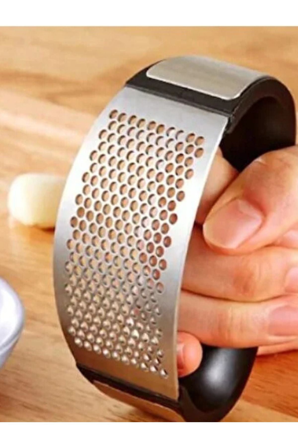 Anında Kapımda | Paslanmaz Çelik Sarımsak Ezici – Pratik & Dayanıklı Metal Sarımsak Ezeceği