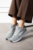 Anında Kapımda | Unisex Çizgi Detaylı Rahat Taban File Sneaker – Günlük Yürüyüş ve Spor Ayakkabı 2025 Modeli