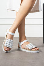 Anında Kapımda | Kadın Yazlık Tokalı Rahat Örgü Sandalet Terlik – Hafif Günlük Ayakkabı Modeli