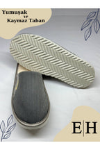 Anında Kapımda | Unisex Kadife Deri Detaylı EVA Taban Ev Terliği – Rahat, Hafif ve Şık Tasarım