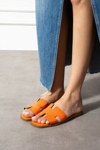 Anında Kapımda | Kadın Yazlık Düz Taban Rahat Günlük Terlik – Ev ve Dış Mekan Kullanımına Uygun Oran Modeli